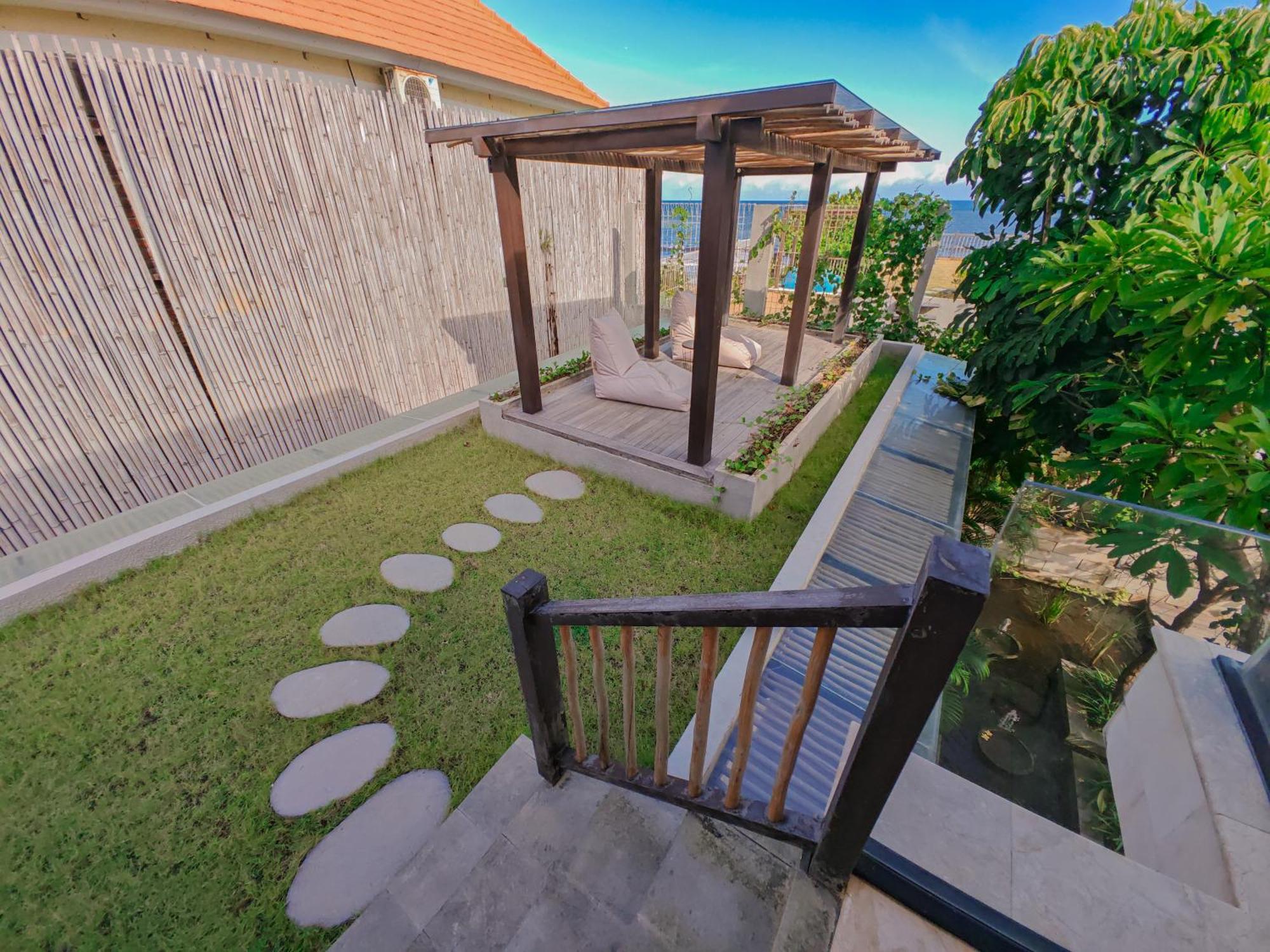 Ketewel Beach Villas And Spa Exterior photo