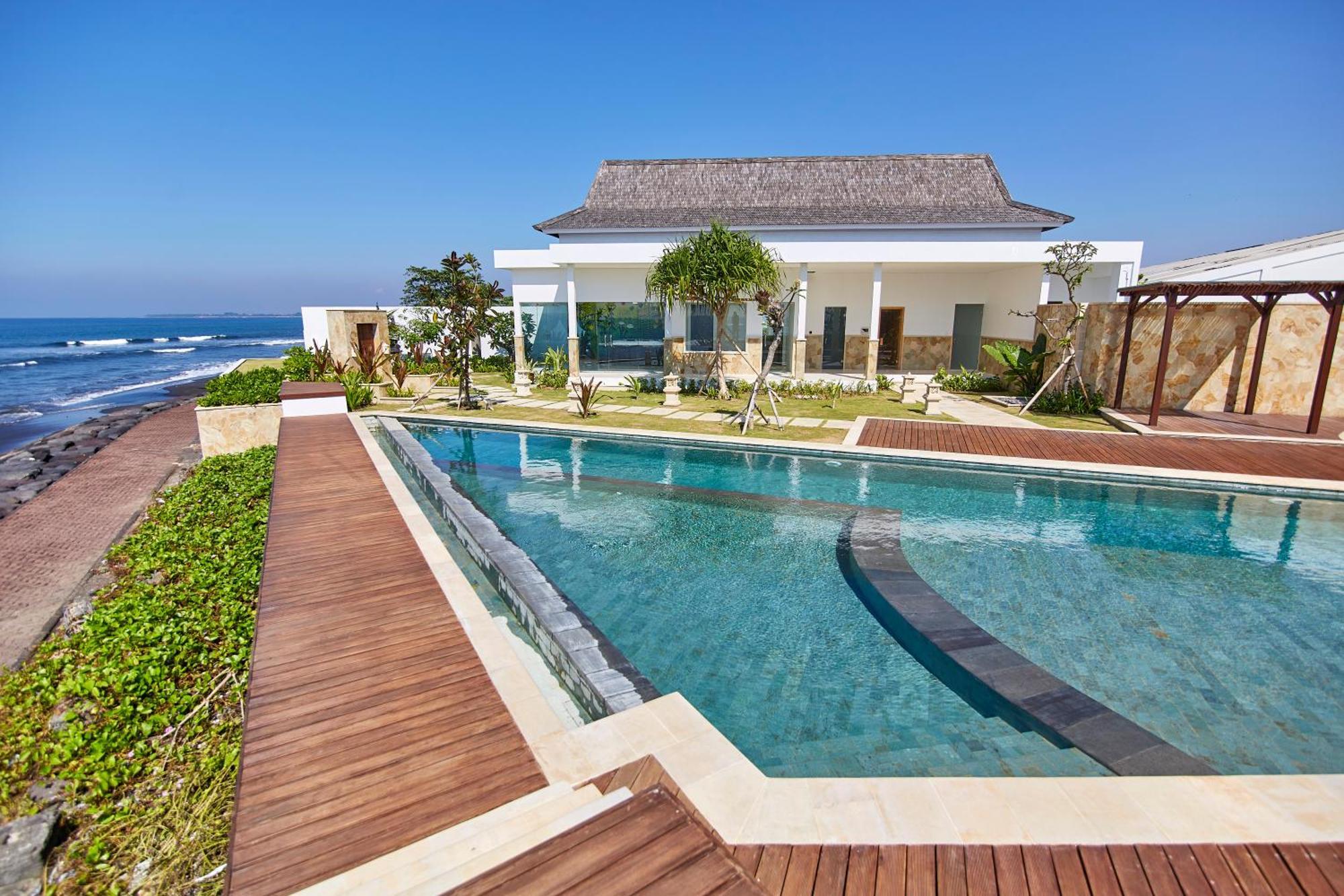 Ketewel Beach Villas And Spa Exterior photo